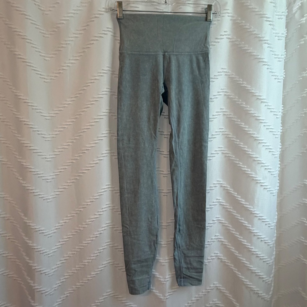 Lululemon Align High Rise Pant 28 Diamond Dye Light Sage Medium Olive Size 2 - Picture 2 of 5